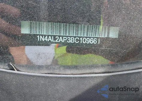 2011 Nissan Altima 2.5 S z USA, uszkodzony, nr VIN 1N4AL2AP3BC109661